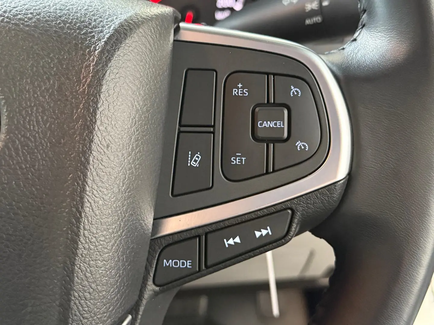2019 Toyota Hiace Gallery Image 27