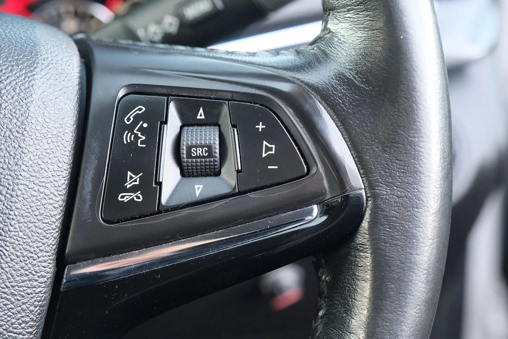 2017 Holden Commodore Gallery Image 15
