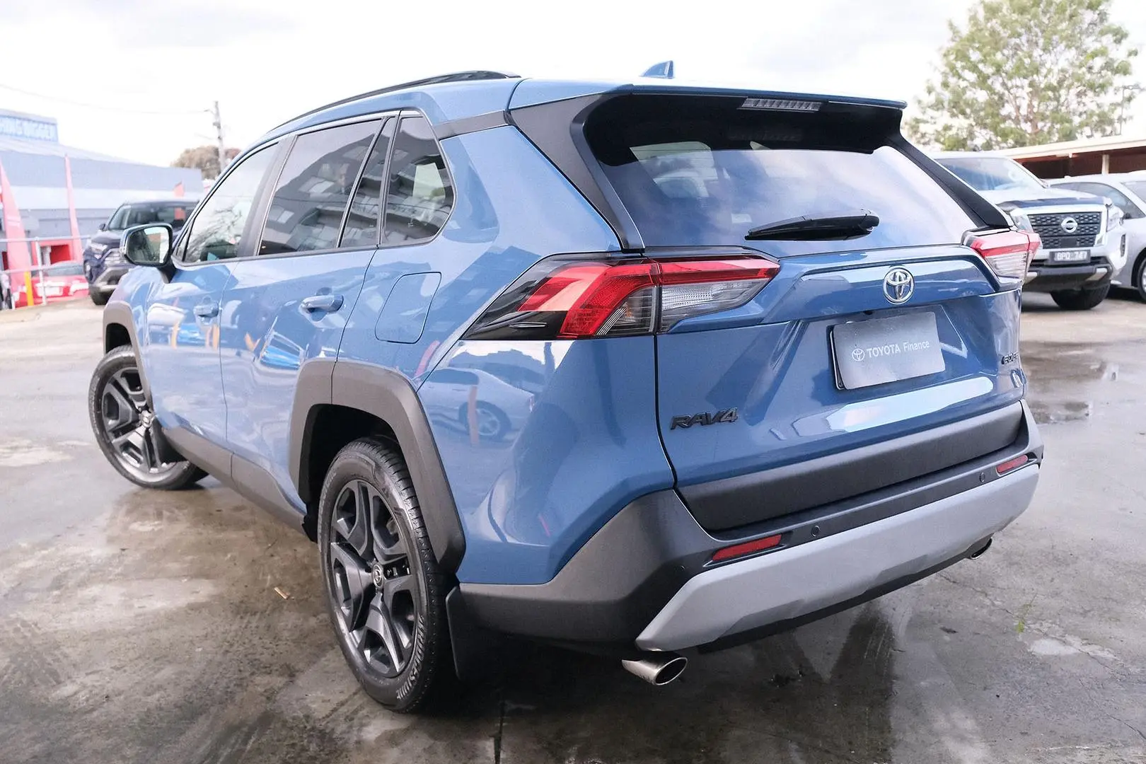 2024 Toyota RAV4 Gallery Image 2