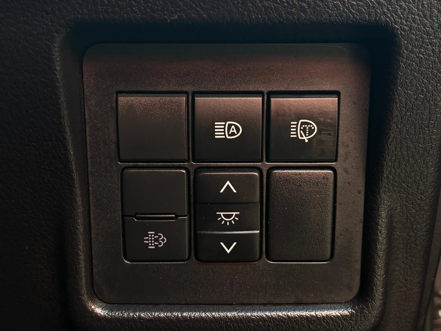 2022 Toyota Landcruiser Prado Gallery Image 29