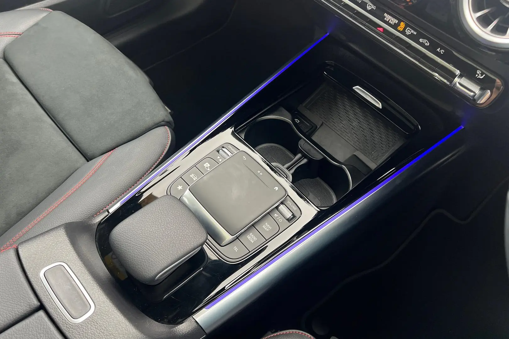 2023 Mercedes-Benz GLA-Class Gallery Image 14