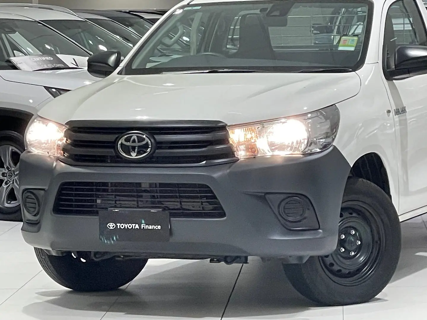 2023 Toyota Hilux Gallery Image 5