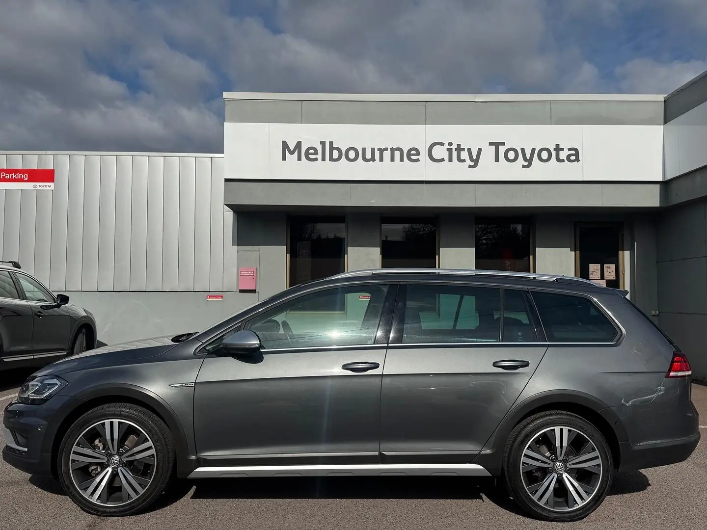2018 Volkswagen Golf Gallery Image 9