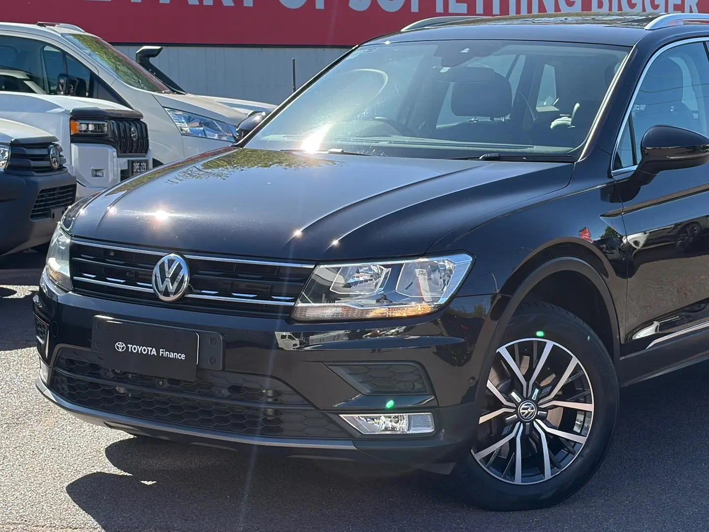2017 Volkswagen Tiguan Gallery Image 11