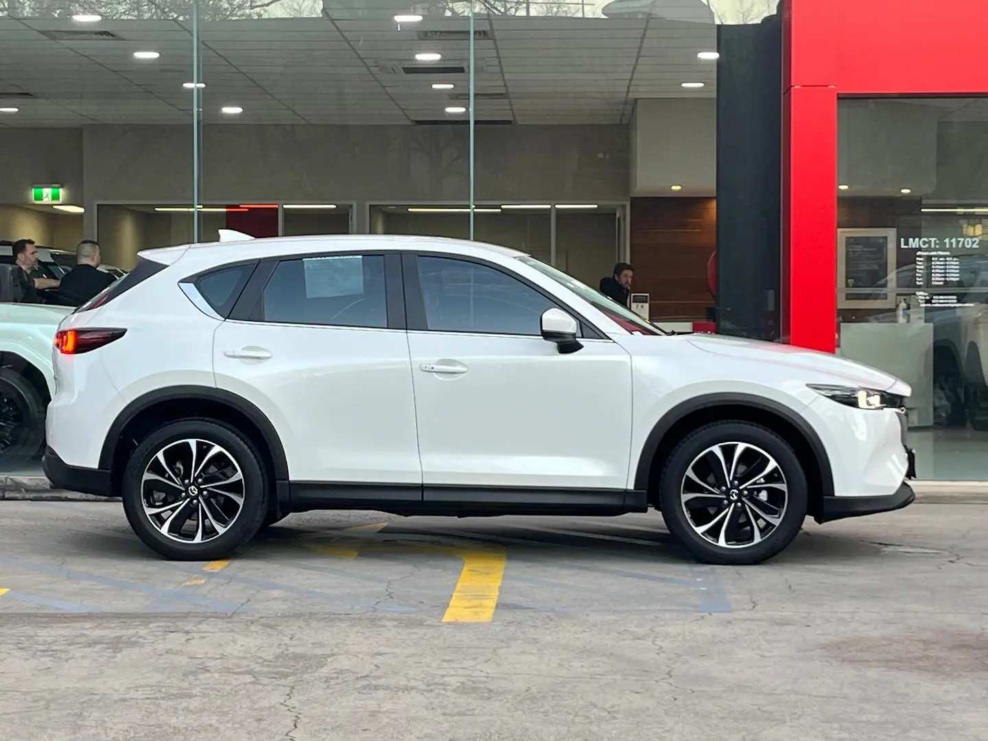 2024 Mazda CX-5 Gallery Image 9