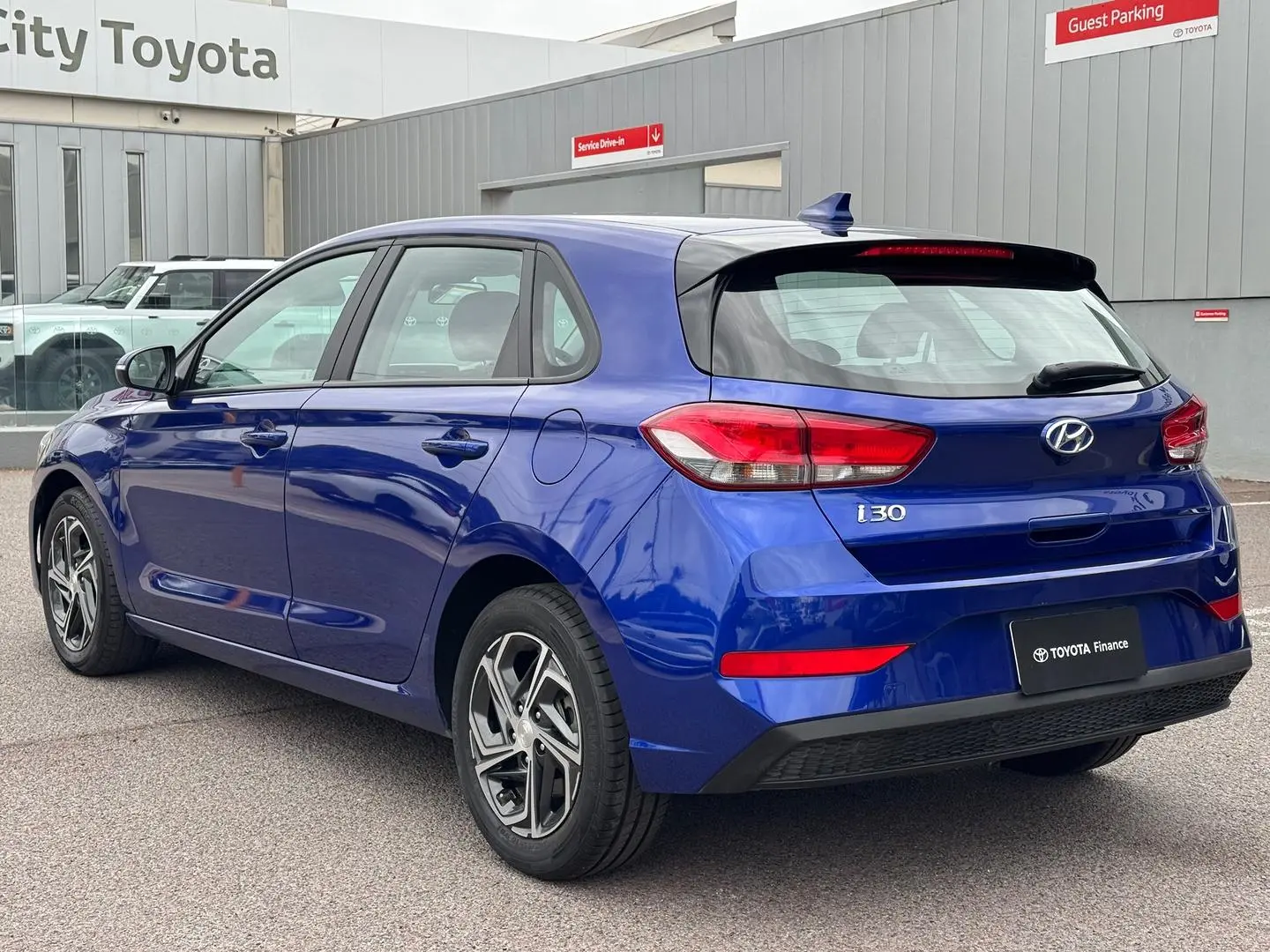 2021 Hyundai i30 Gallery Image 7