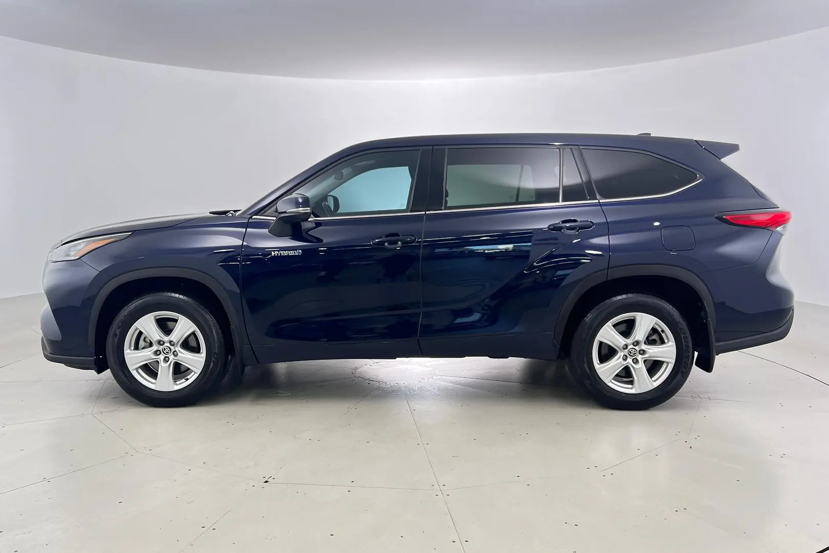 2022 Toyota Kluger Gallery Image 8