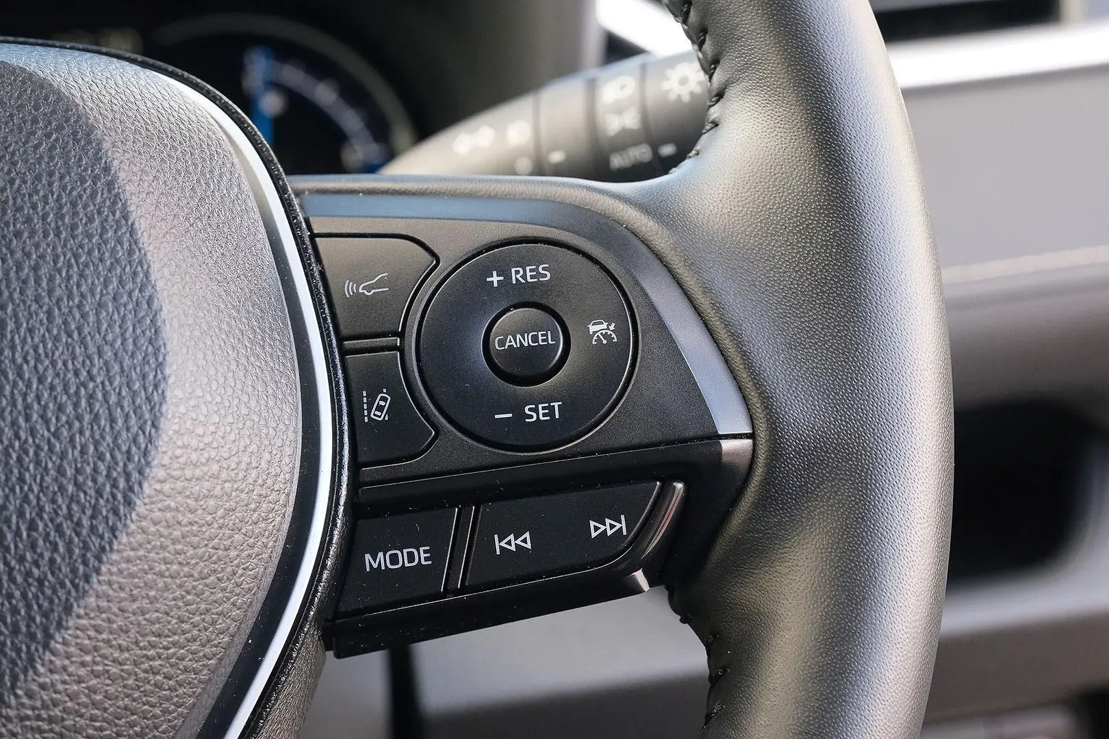 2024 Toyota RAV4 Gallery Image 14
