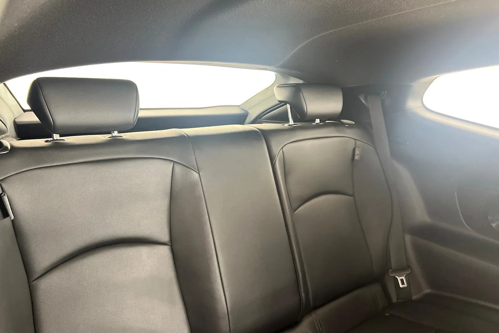 2021 Toyota Yaris Gallery Image 12
