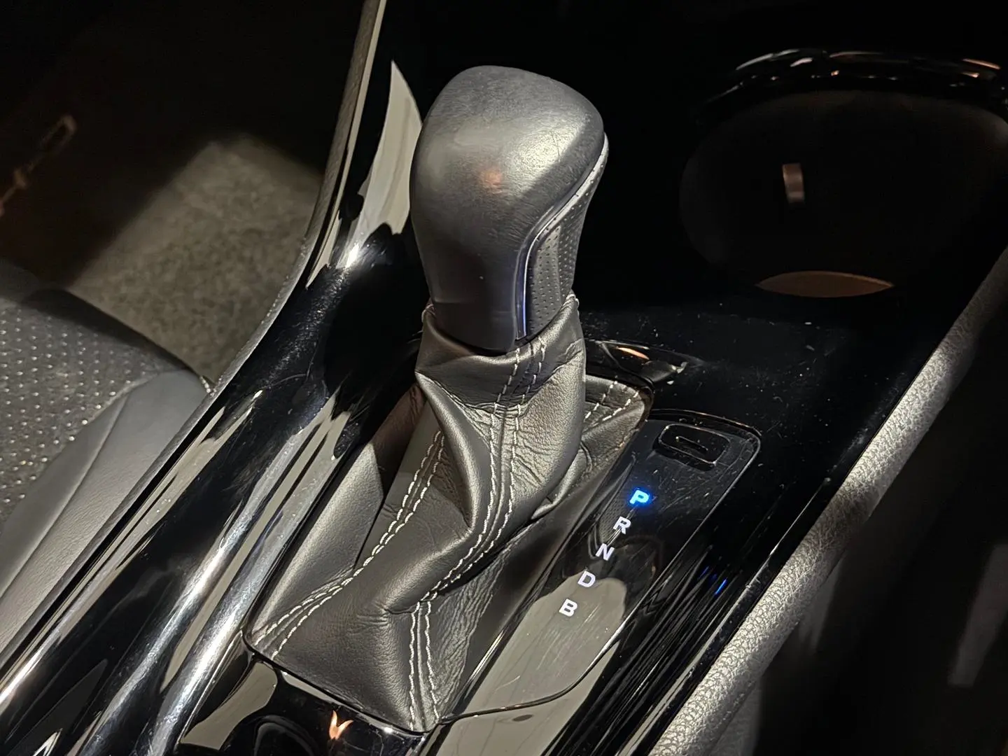 2021 Toyota C-HR Gallery Image 20