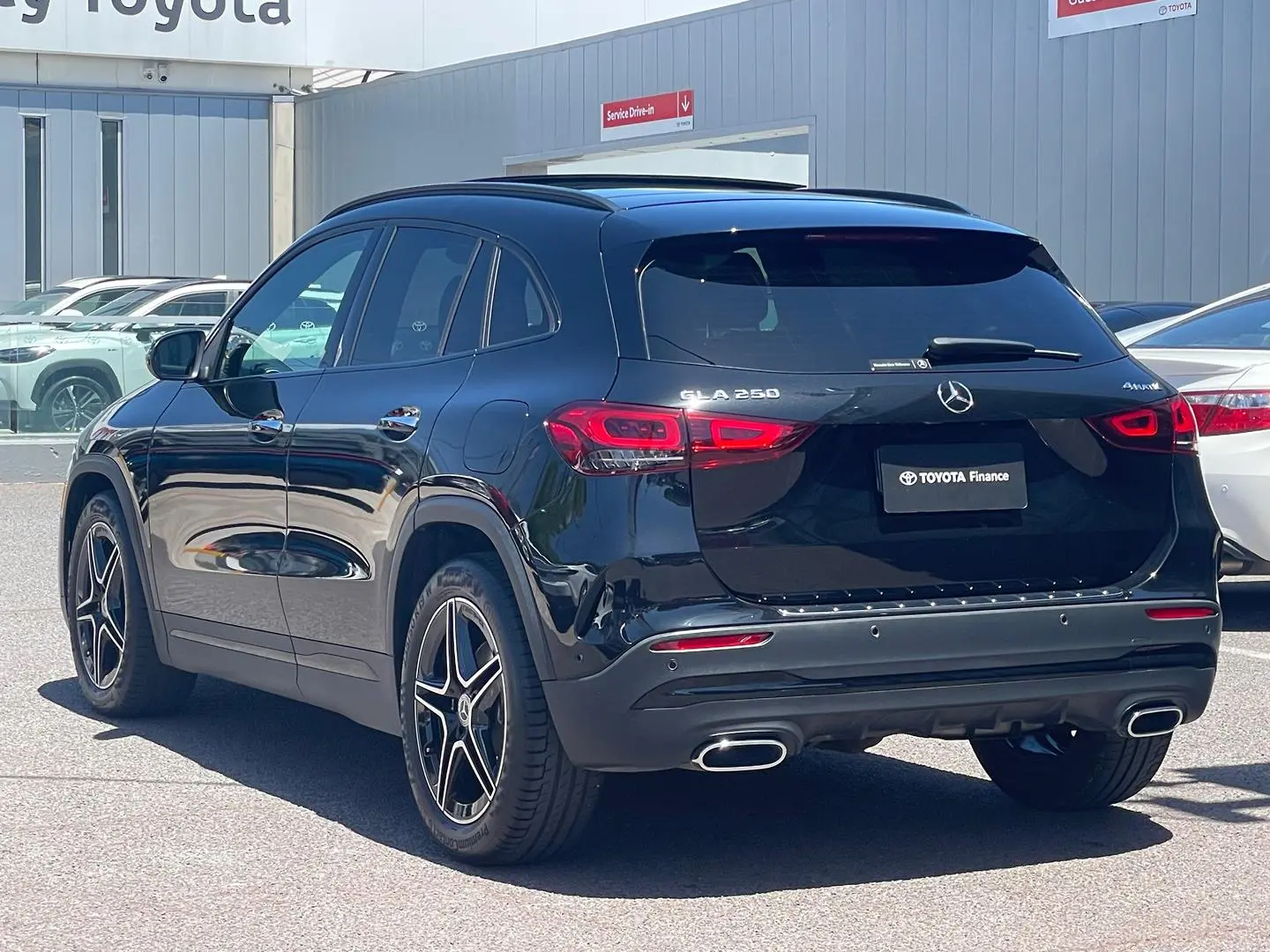 2021 Mercedes-Benz Gla-Class Gallery Image 7