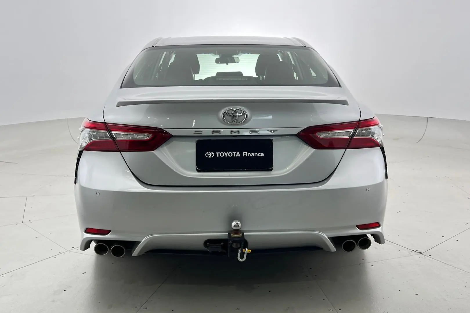 2018 Toyota Camry Gallery Image 11