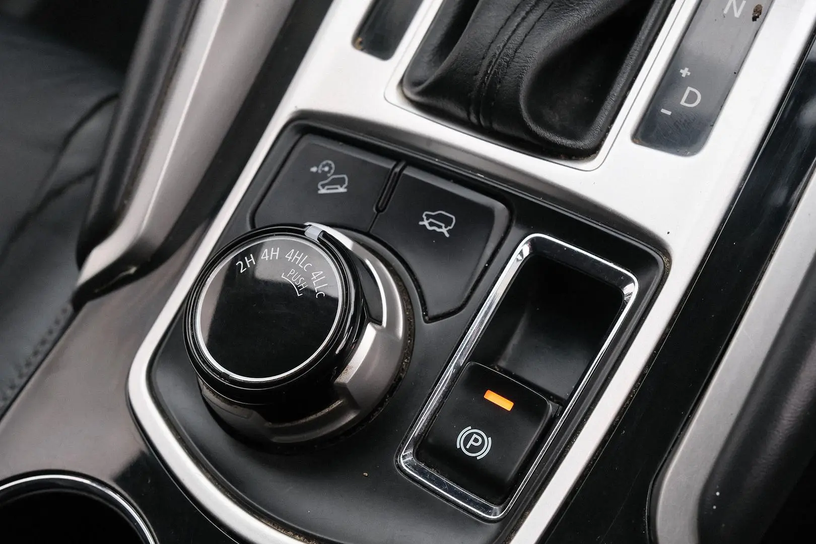 2018 Mitsubishi Pajero Sport Gallery Image 19