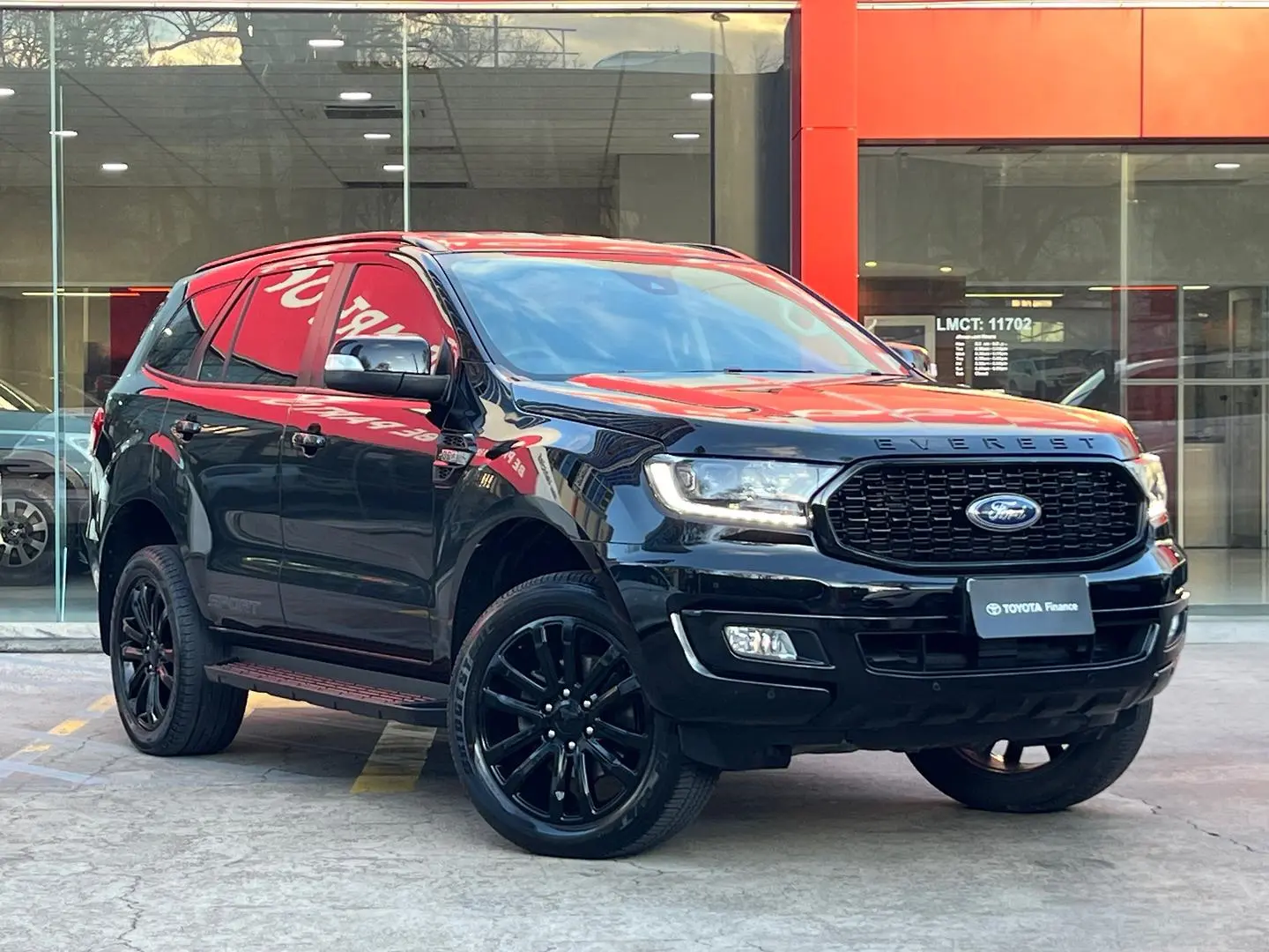 2022 Ford Everest Gallery Image 1