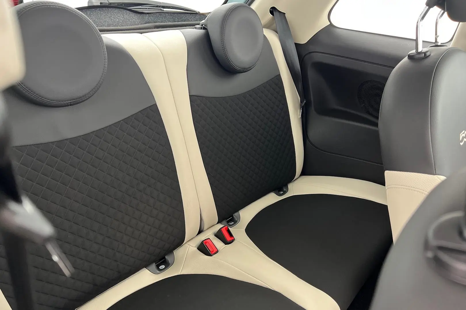 2023 Fiat 500 Gallery Image 14