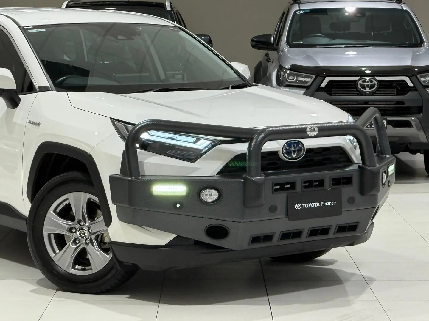 2022 Toyota RAV4 Gallery Image 3