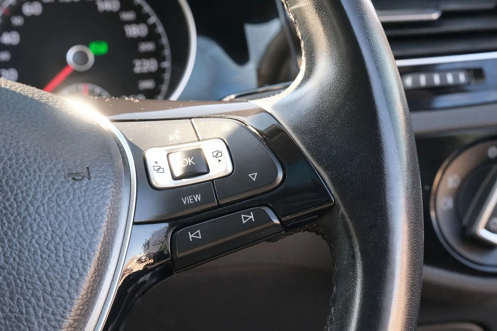2019 Volkswagen Golf Gallery Image 15