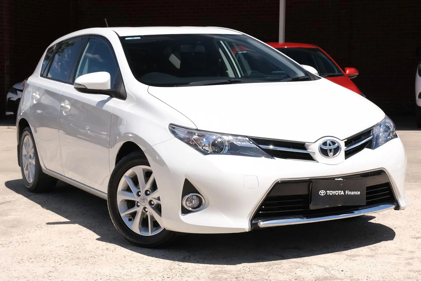 2014 Toyota Corolla Gallery Image 1