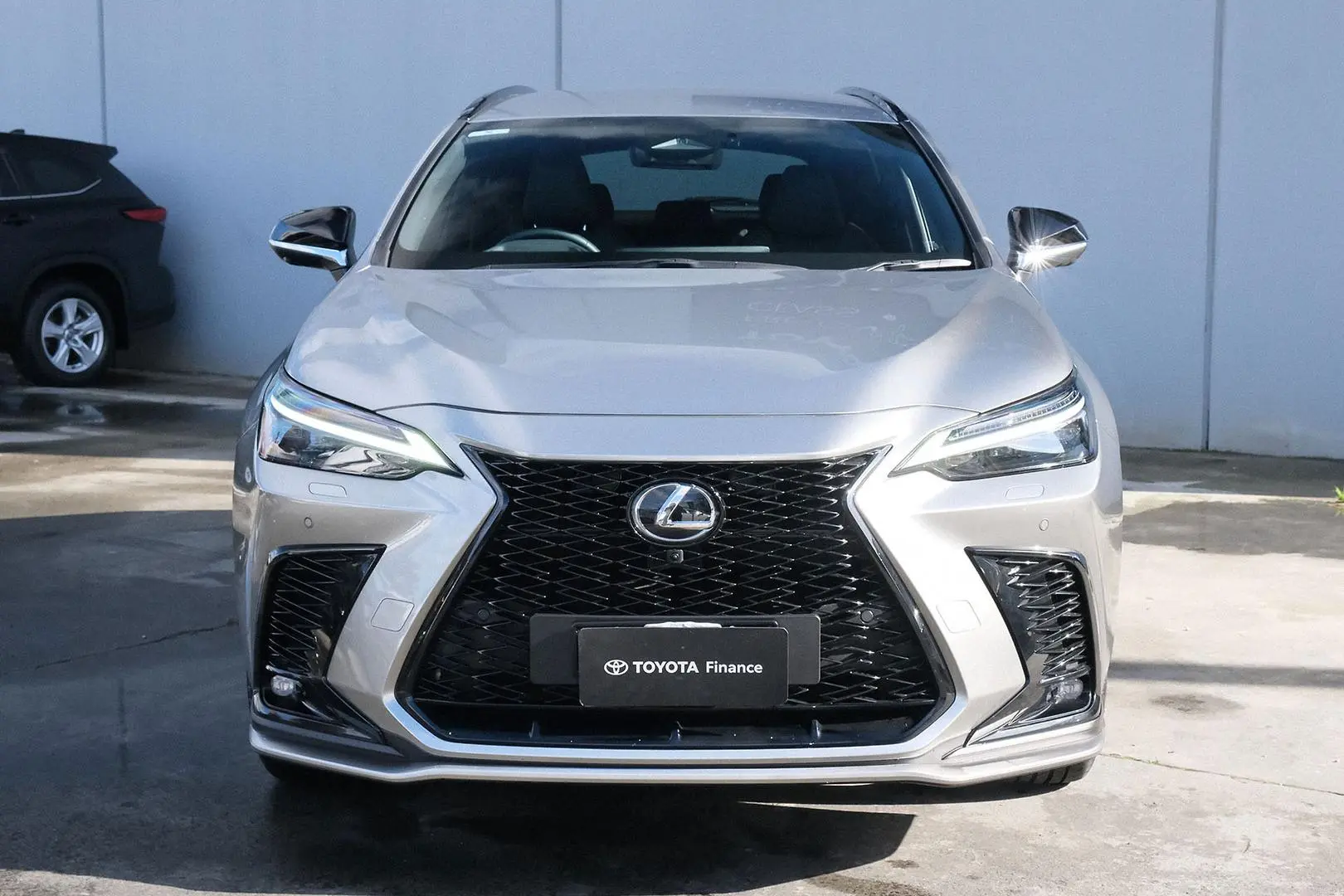 2024 Lexus NX Gallery Image 3