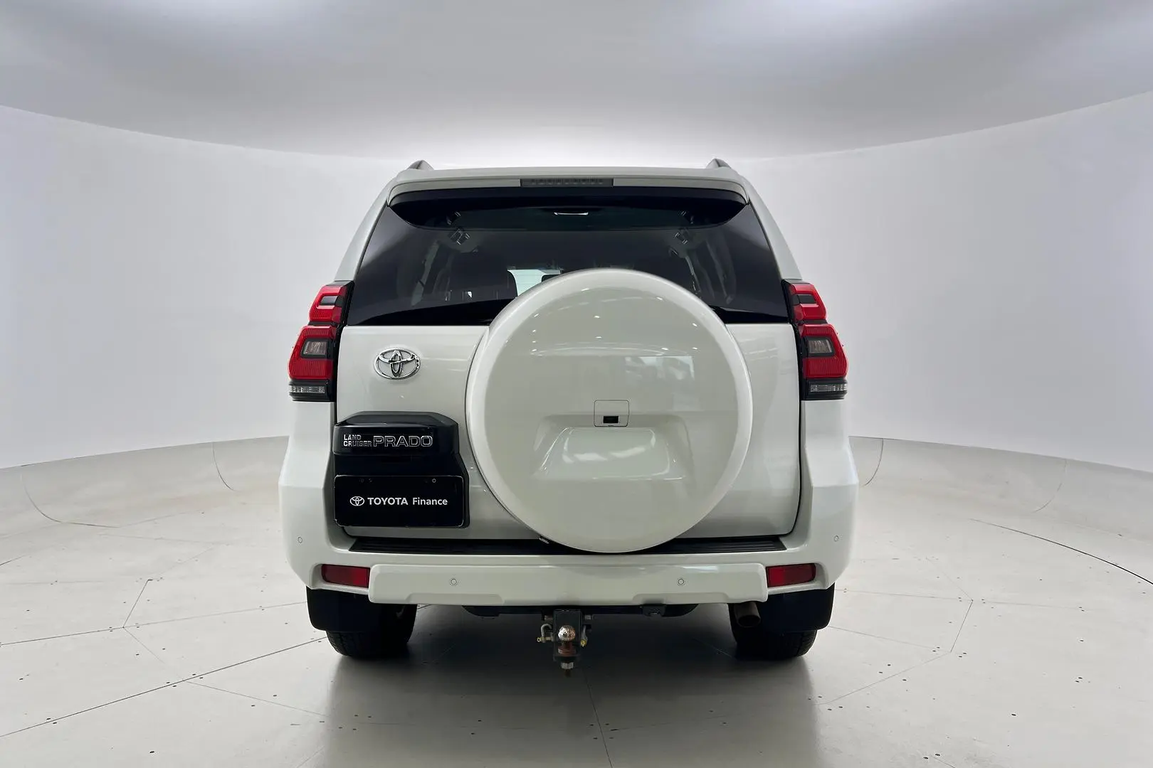 2019 Toyota Landcruiser Prado Gallery Image 6