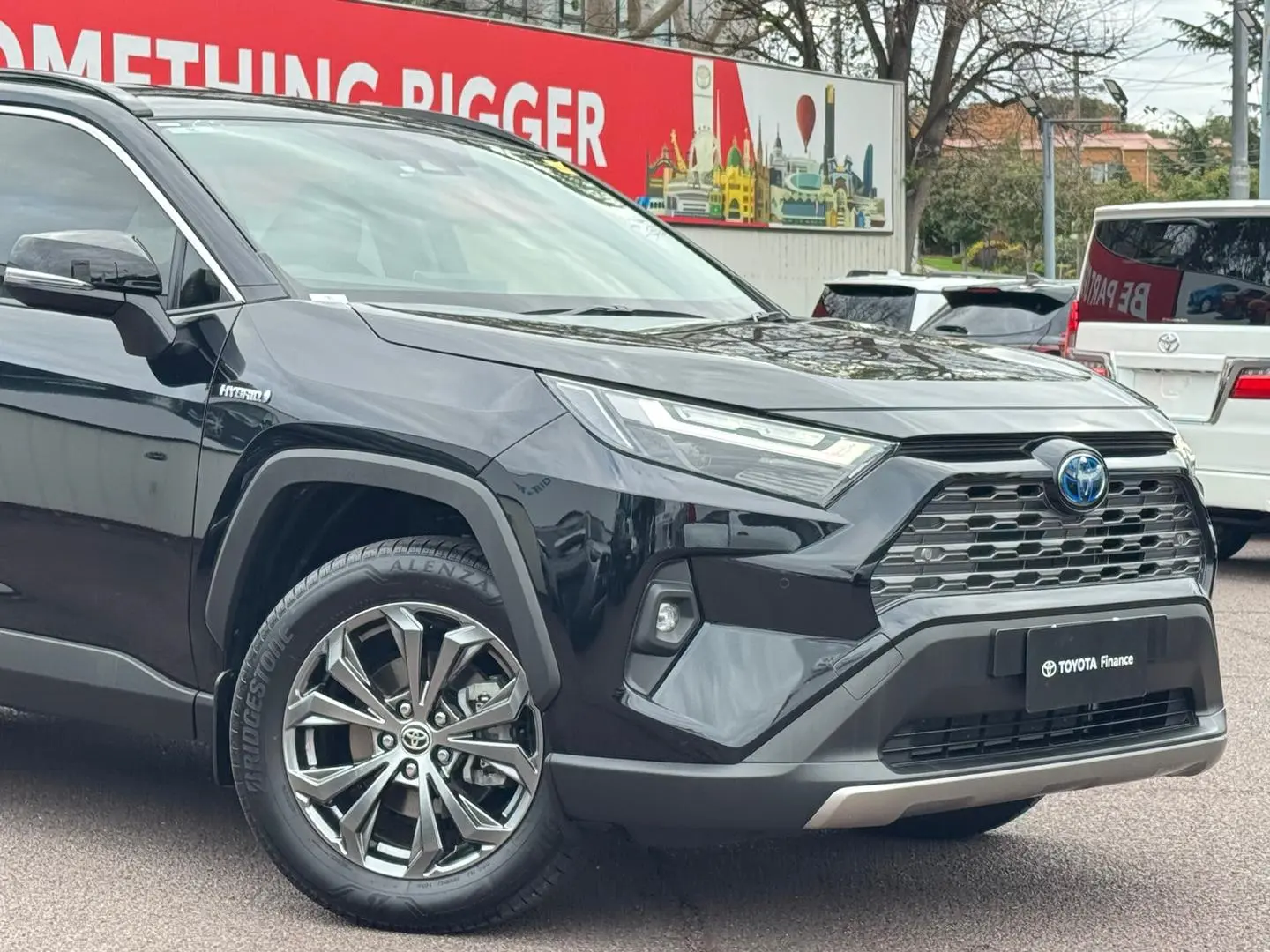 2024 Toyota RAV4 Gallery Image 2