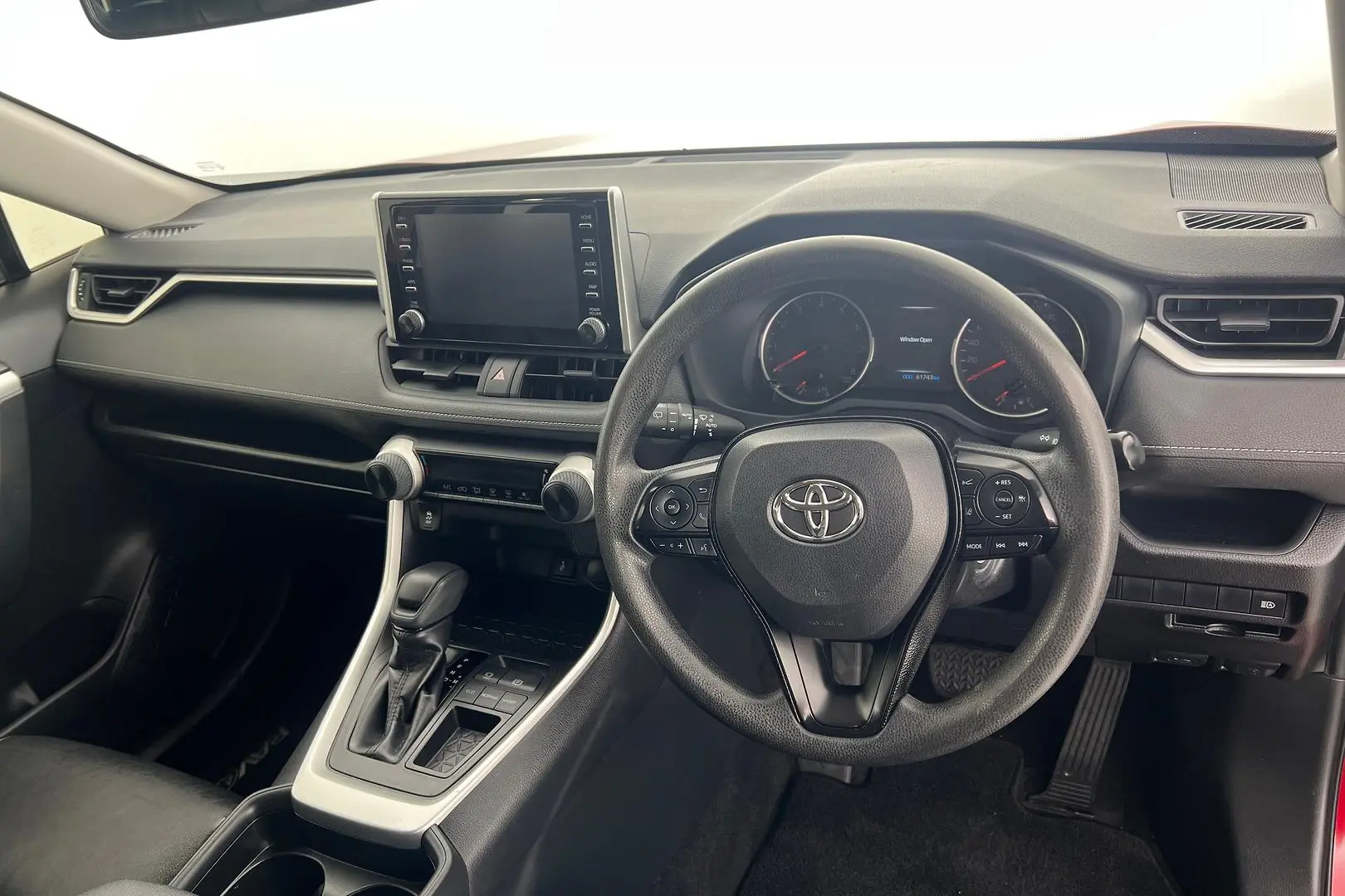 2020 Toyota RAV4 Gallery Image 14