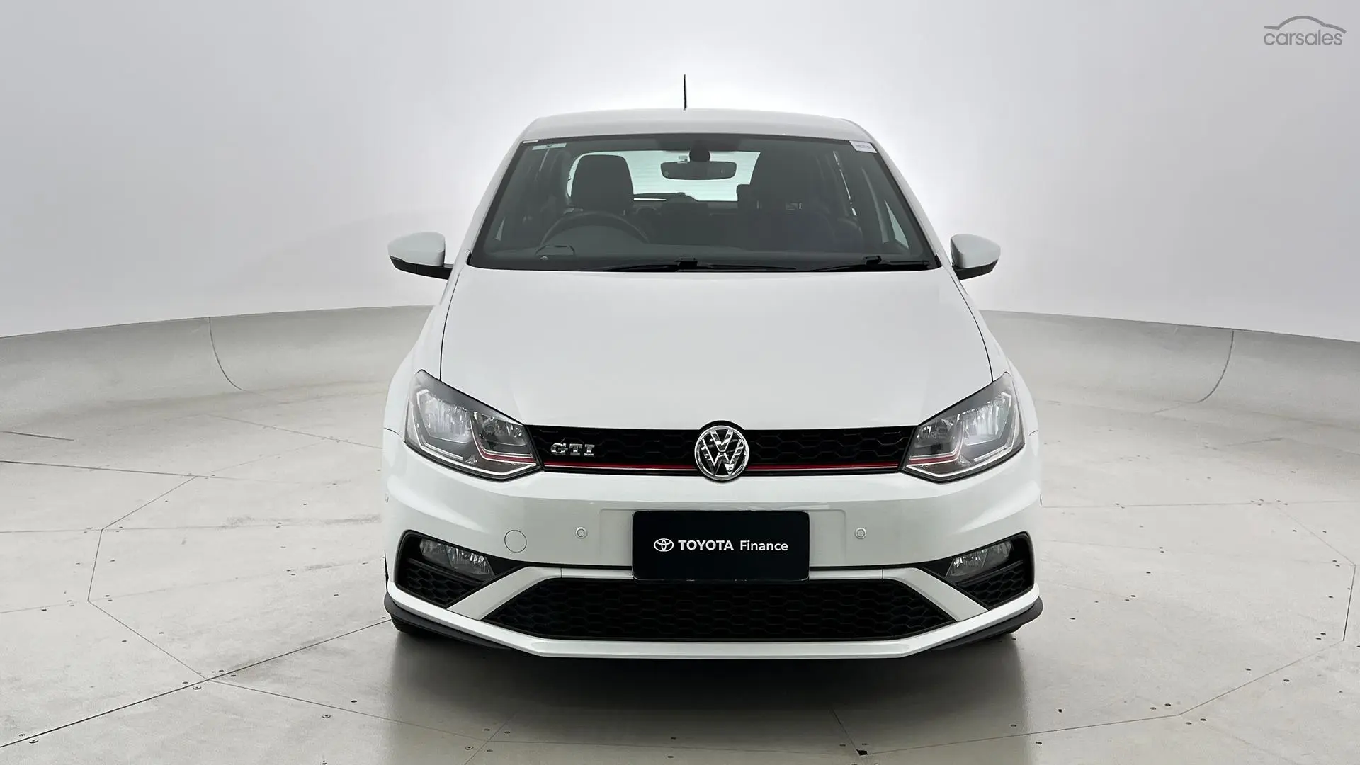 2016 Volkswagen Polo Image 9