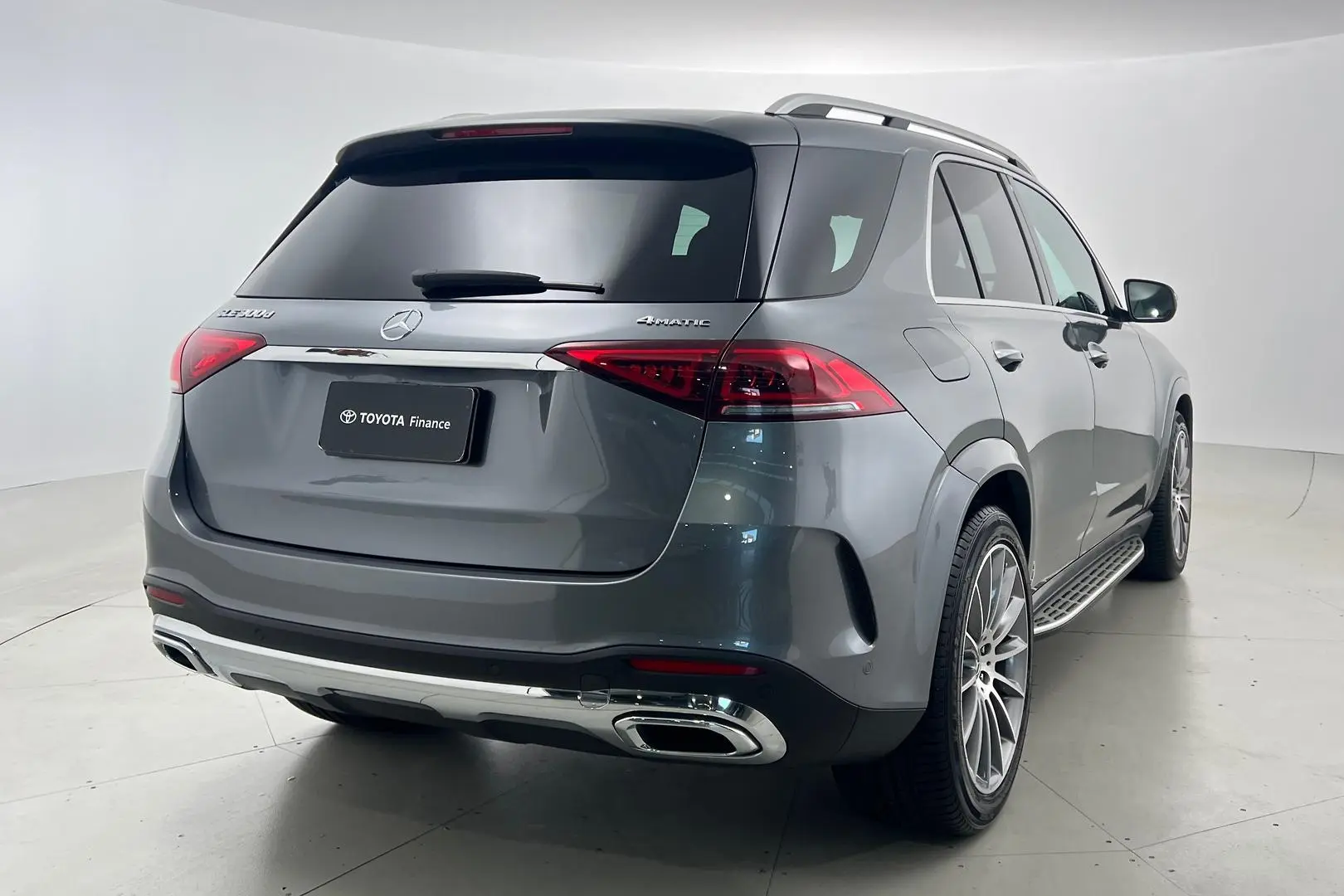 2022 Mercedes-Benz GLE-Class Gallery Image 7