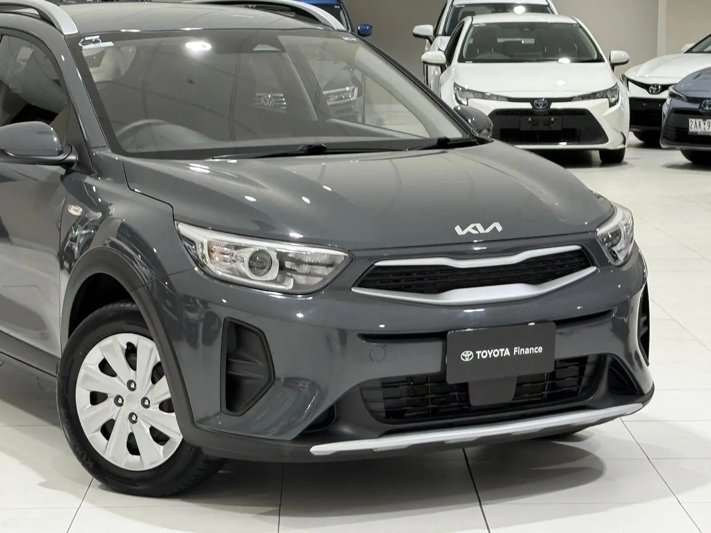 2021 Kia Stonic Gallery Image 3