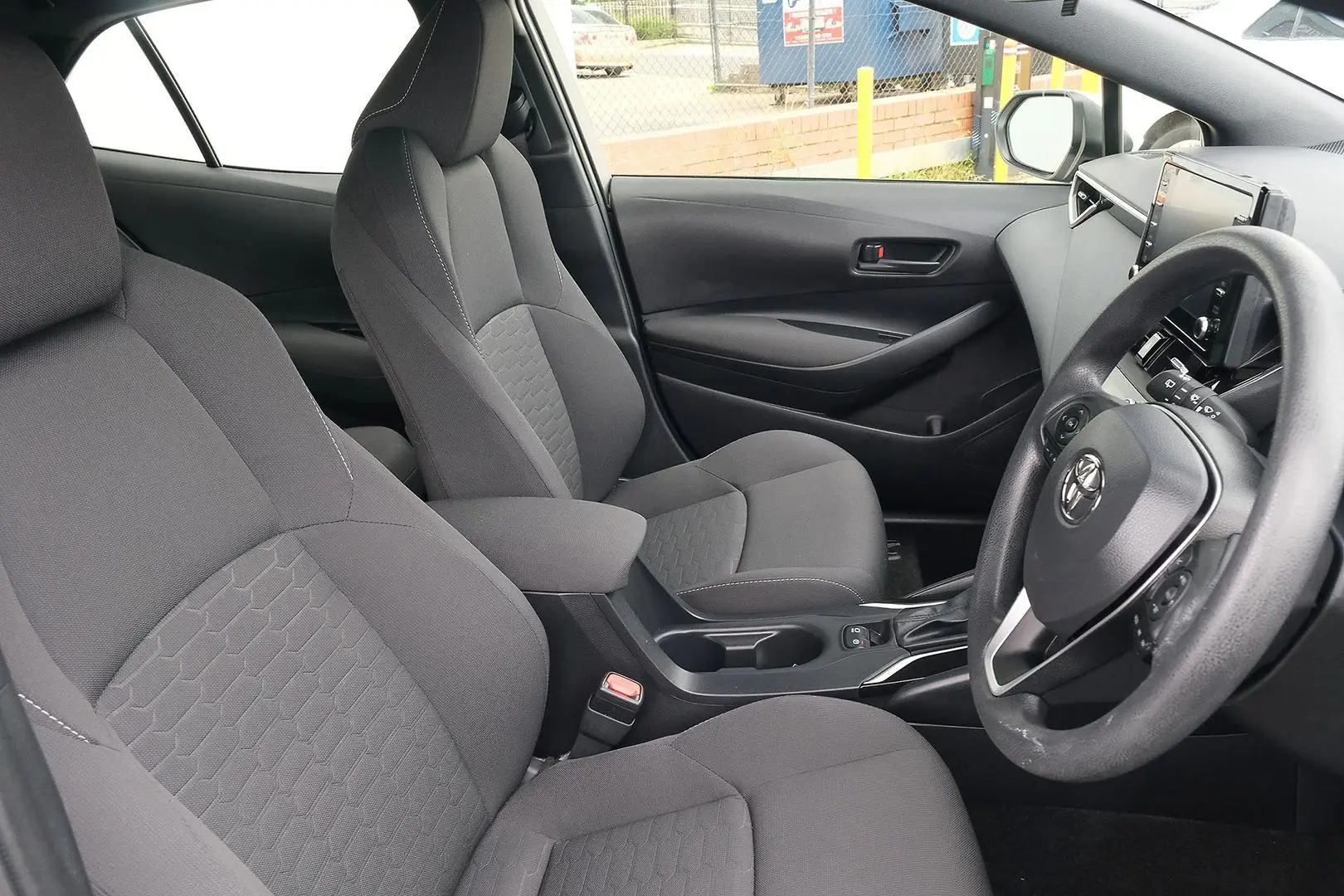 2022 Toyota Corolla Gallery Image 13