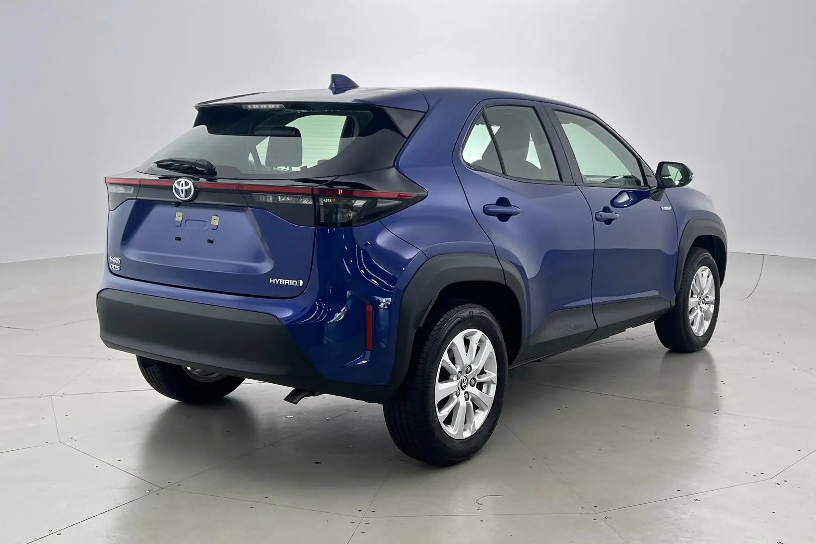 2023 Toyota Yaris Cross Gallery Image 4