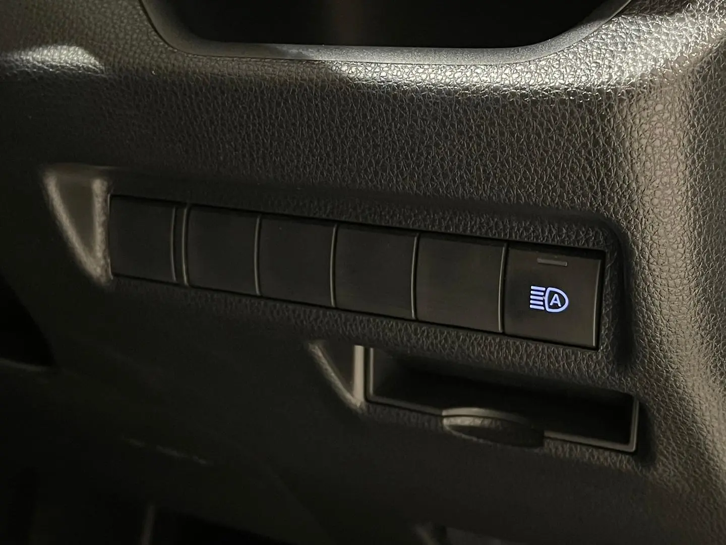 2023 Toyota RAV4 Gallery Image 22