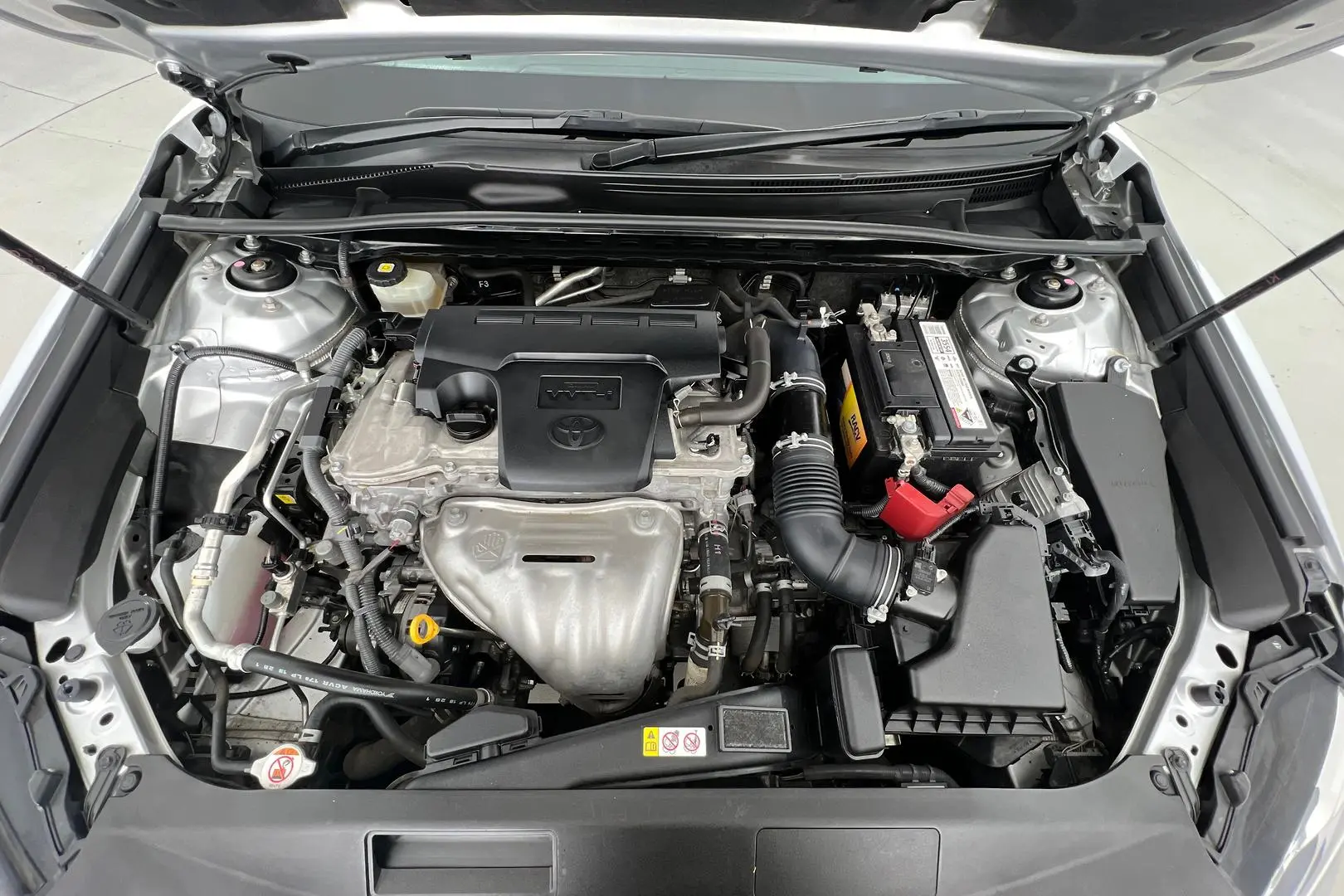 2018 Toyota Camry Gallery Image 4