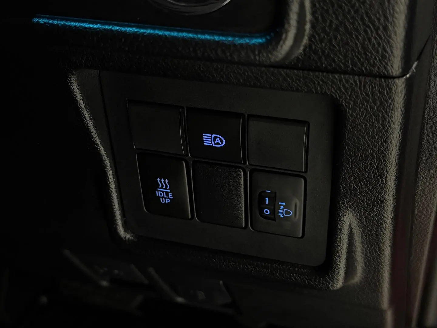 2020 Toyota Landcruiser Prado Gallery Image 26