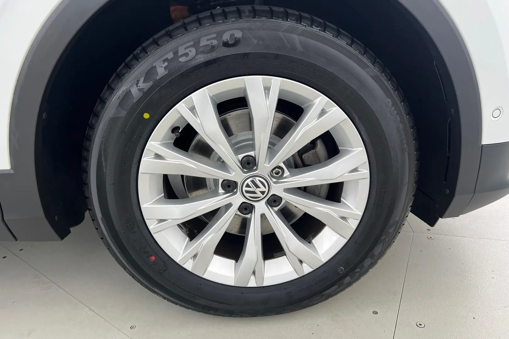 2019 Volkswagen Tiguan Gallery Image 21