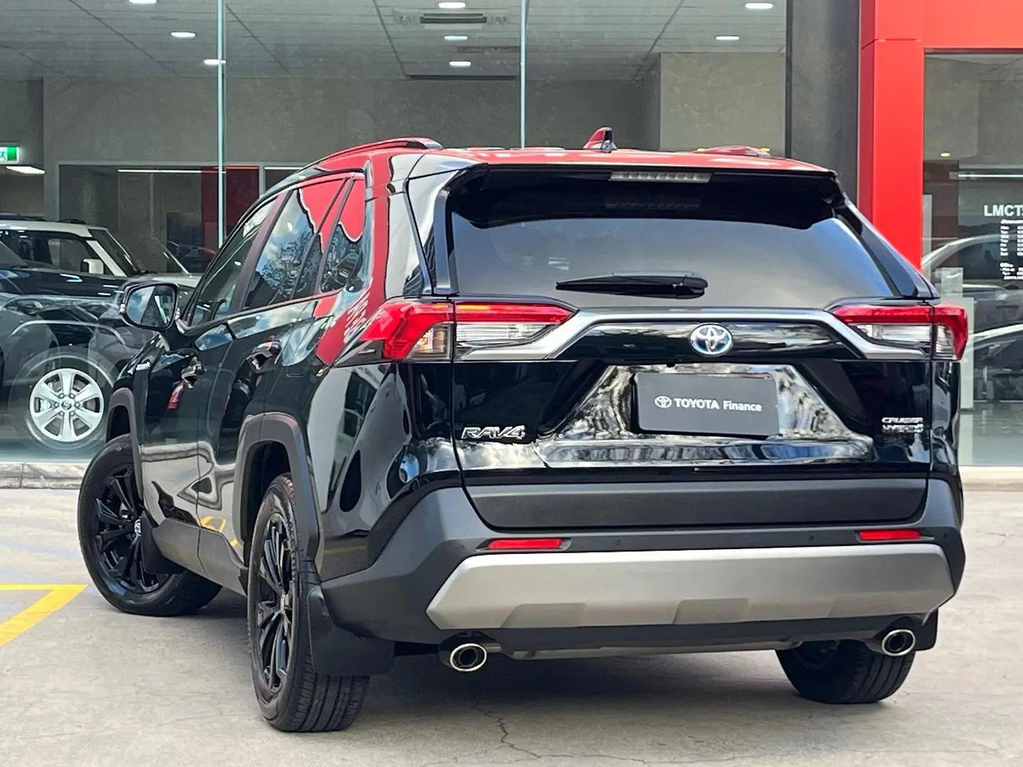2024 Toyota RAV4 Gallery Image 6