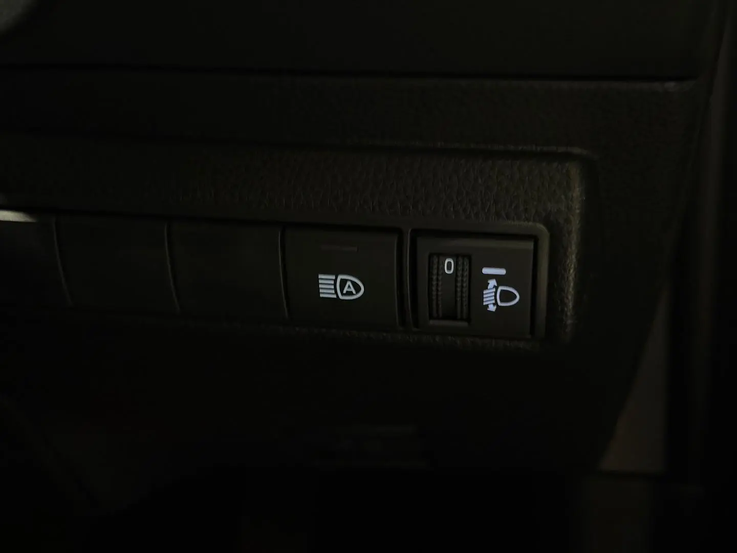 2022 Toyota Corolla Gallery Image 22