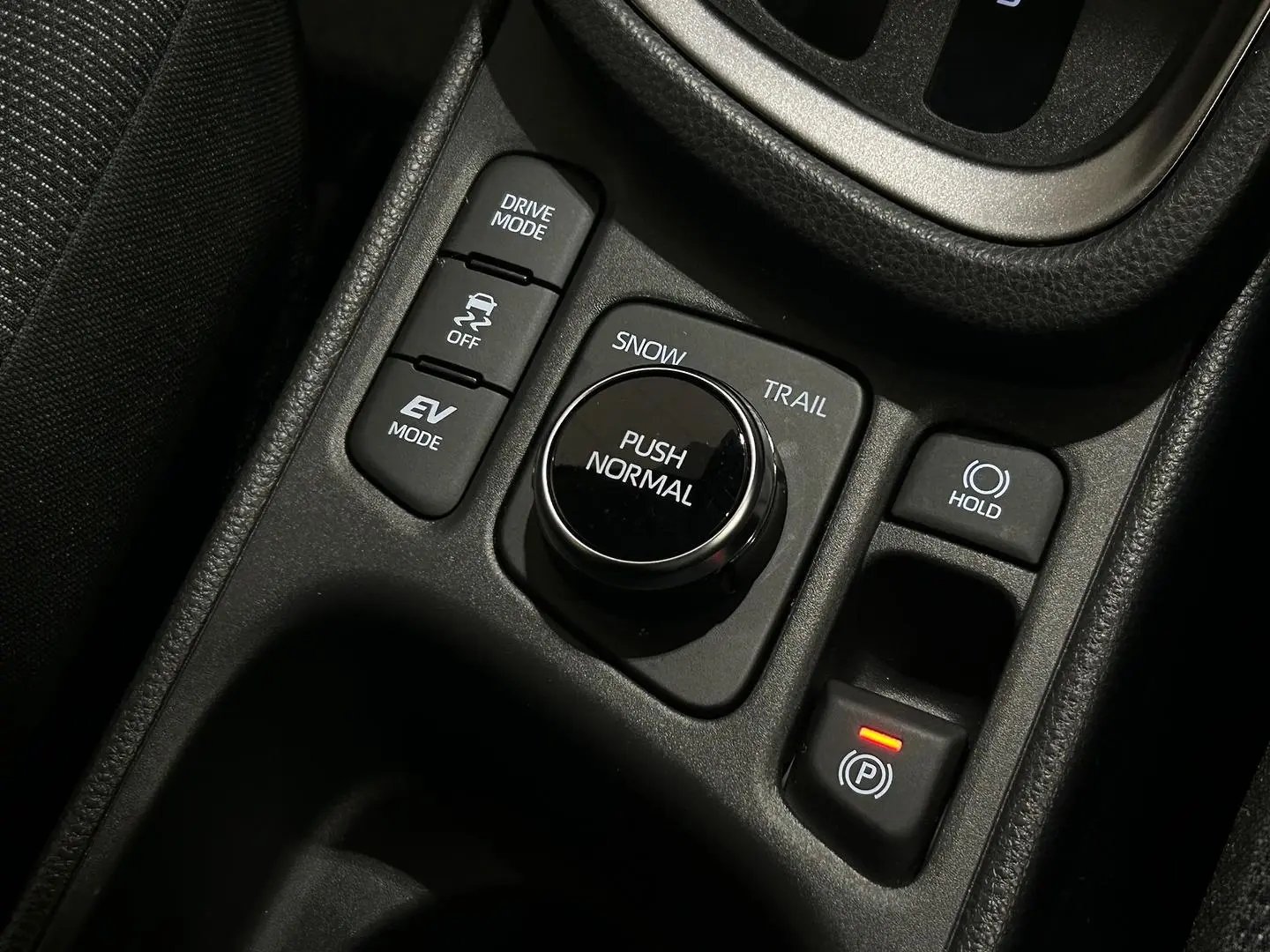 2024 Toyota Yaris Cross Gallery Image 17
