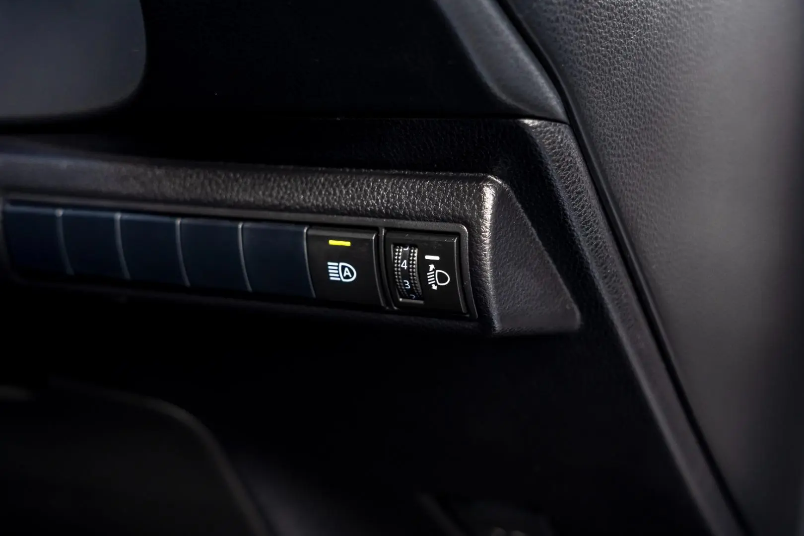 2021 Toyota Corolla Gallery Image 18