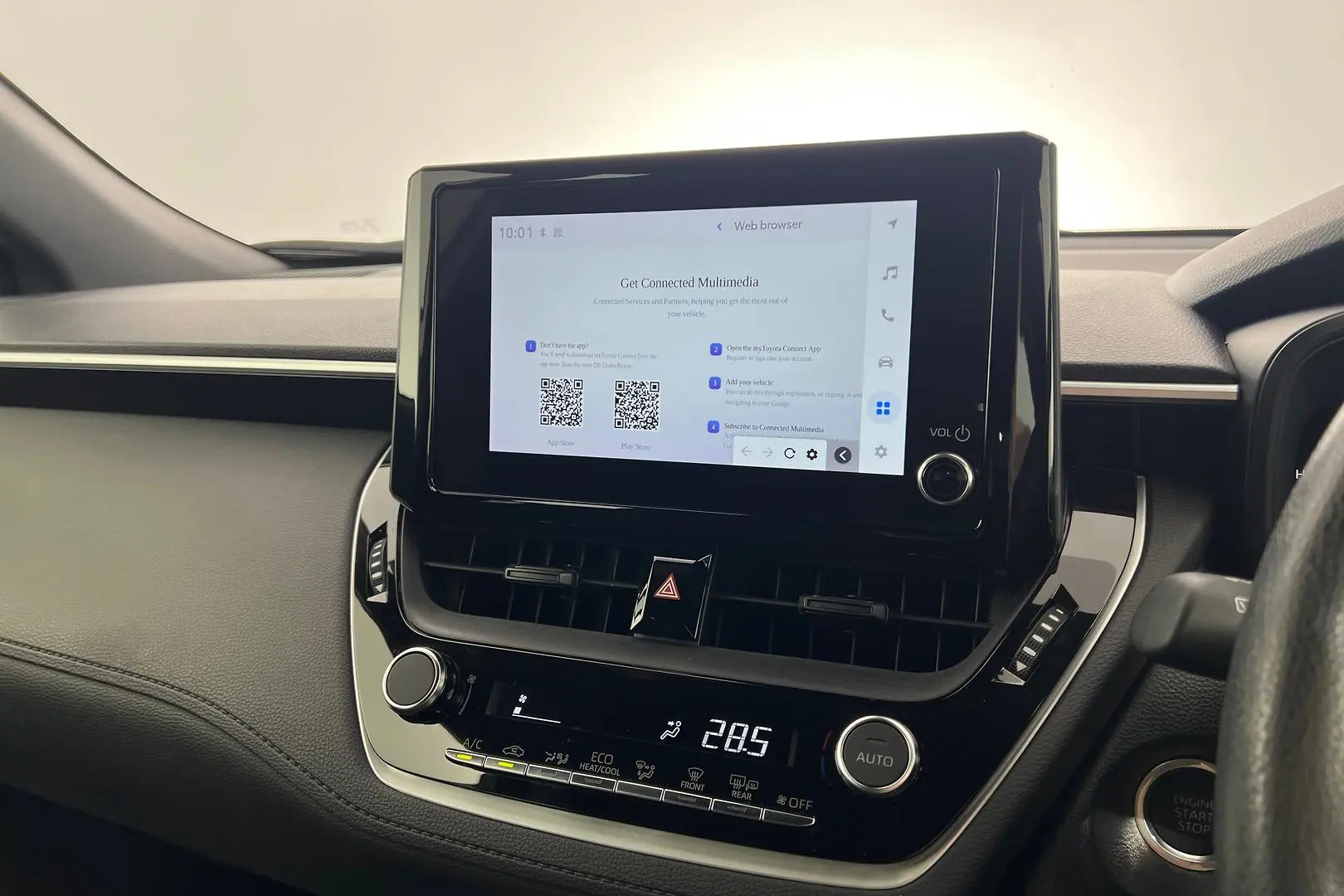 2023 Toyota Corolla Cross Gallery Image 14