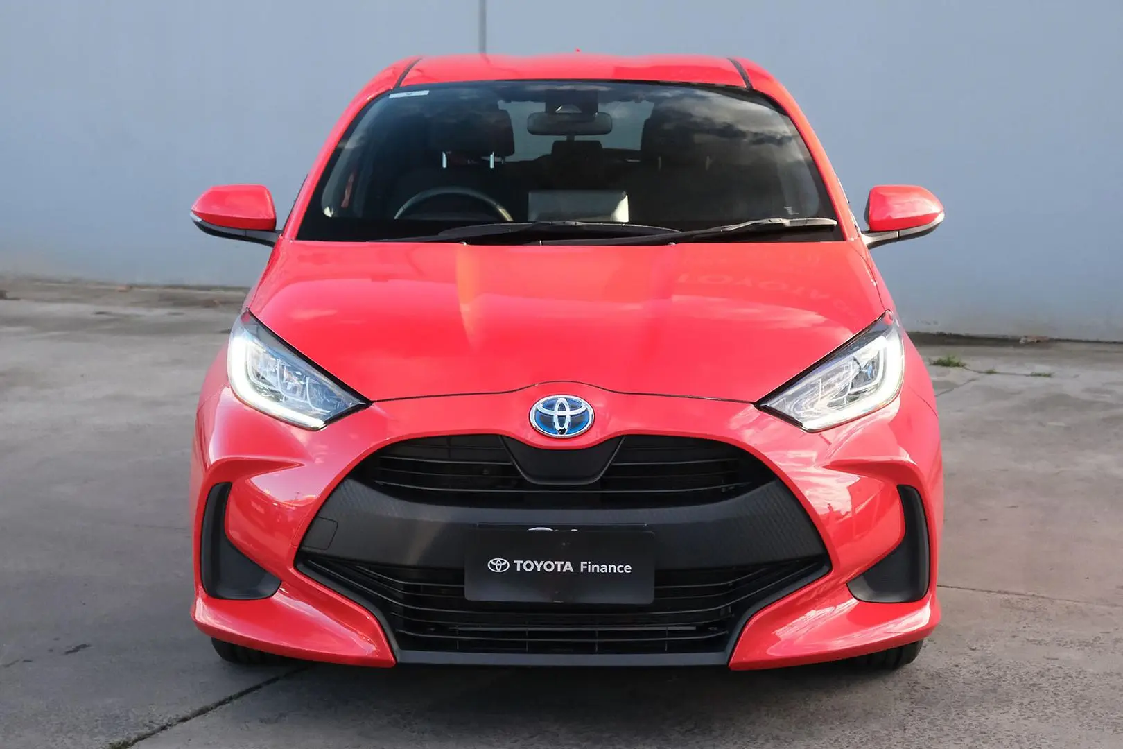 2022 Toyota Yaris Gallery Image 3