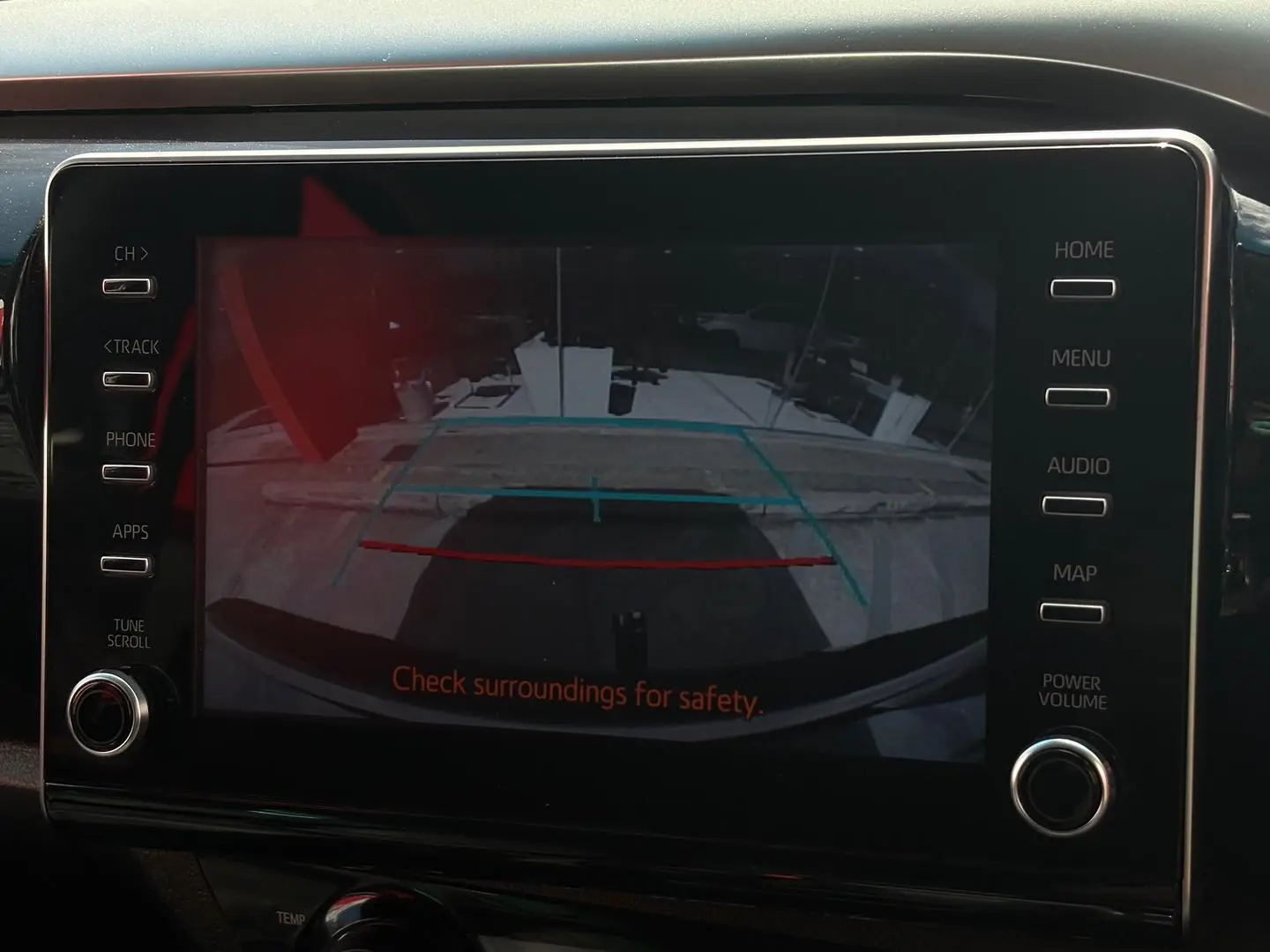 2022 Toyota Hilux Gallery Image 15