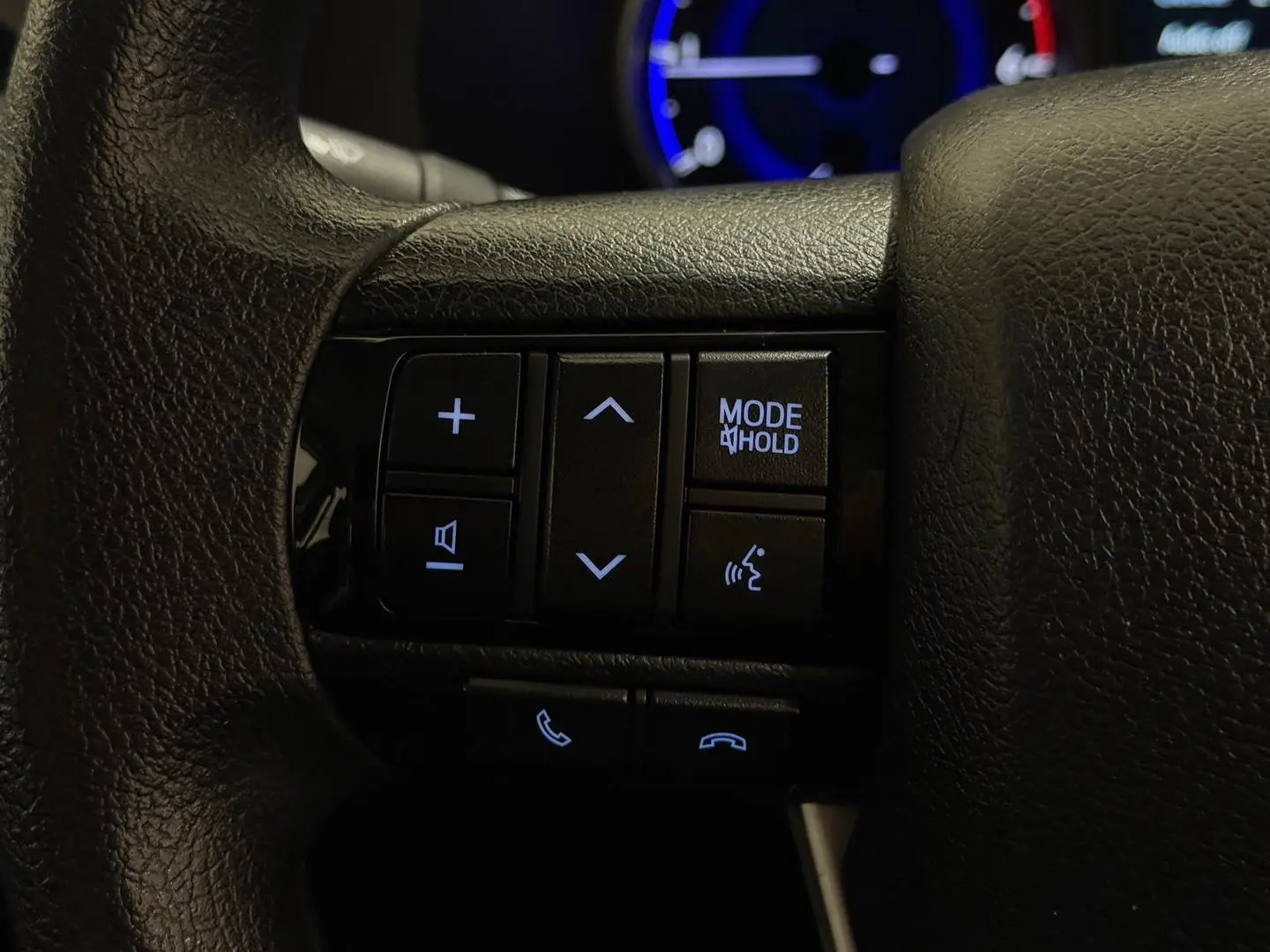2019 Toyota Hilux Gallery Image 22