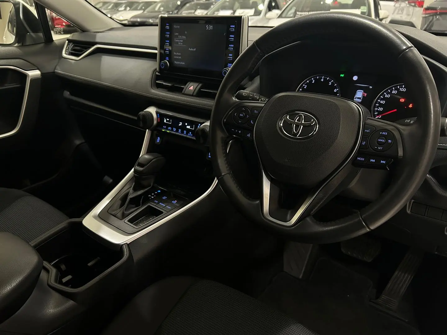 2022 Toyota RAV4 Gallery Image 11