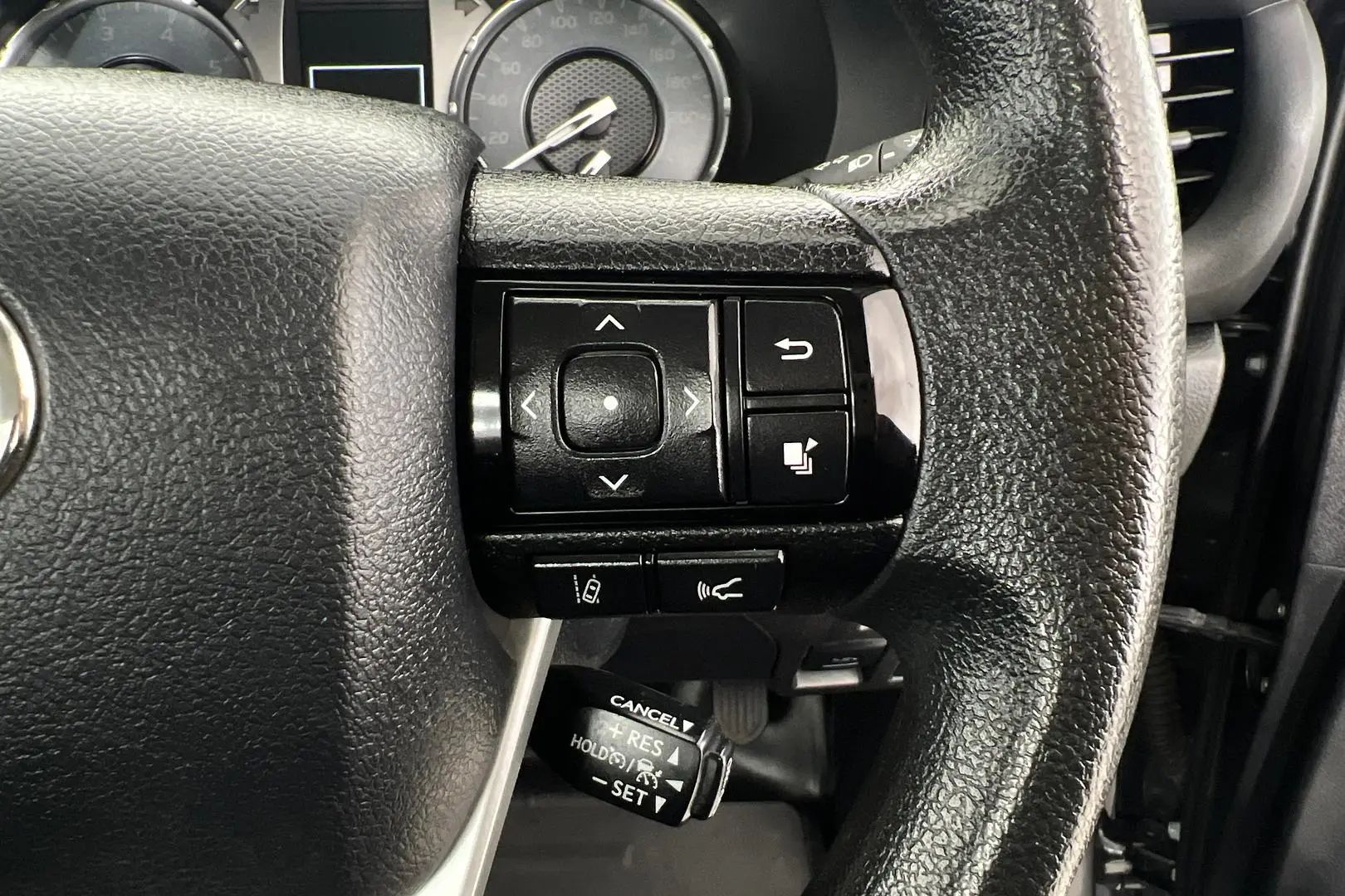 2022 Toyota Hilux Gallery Image 19