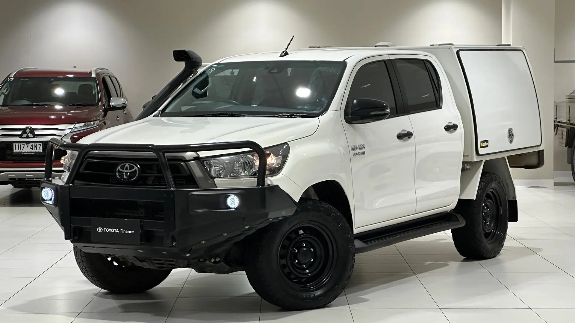 2021 Toyota Hilux Gallery Image 5