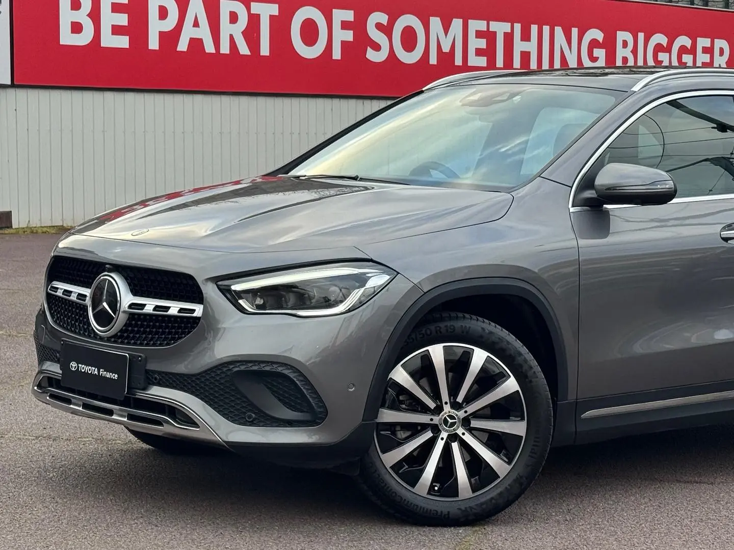 2021 Mercedes-Benz GLA-Class Gallery Image 11