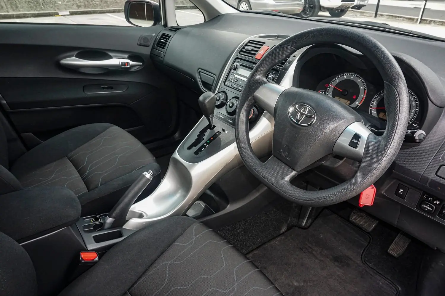 2010 Toyota Corolla Gallery Image 6