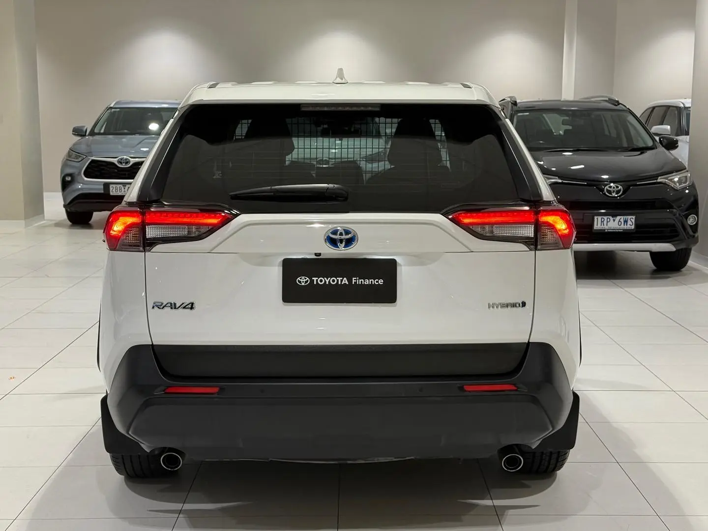 2022 Toyota RAV4 Gallery Image 9