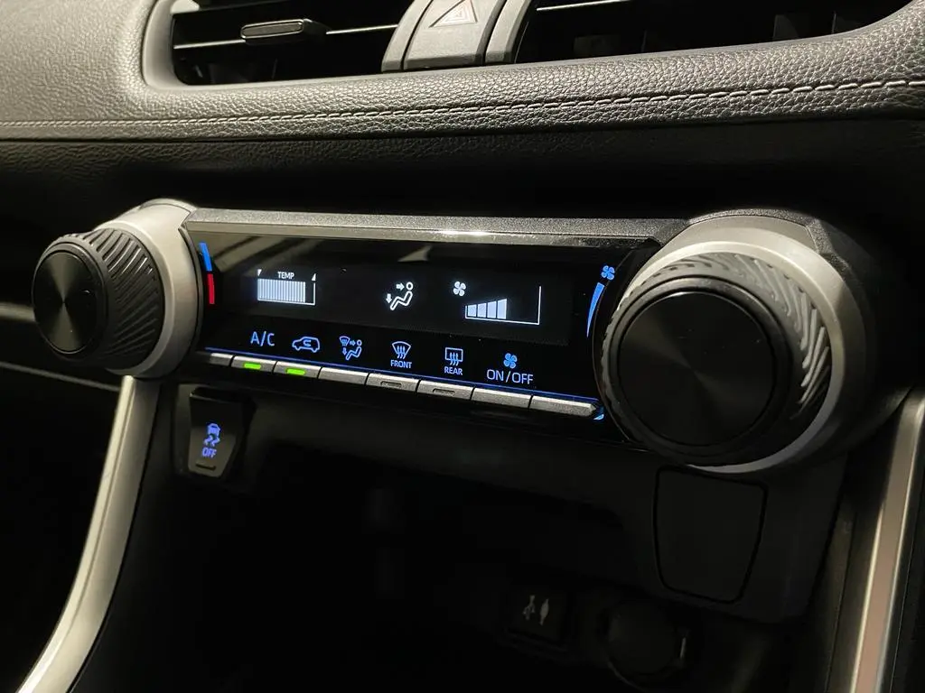 2022 Toyota RAV4 Gallery Image 20